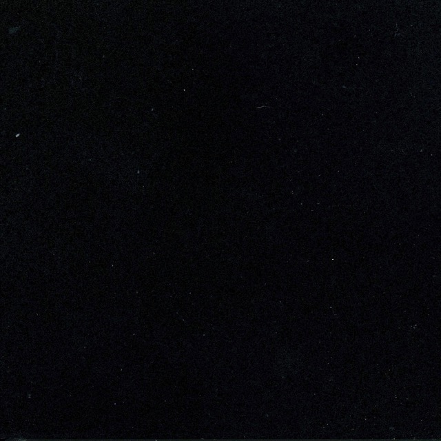DIAMOND BLACK