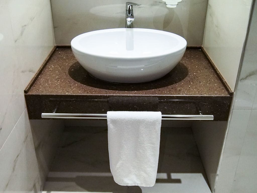 Столешница из искусственного кварца